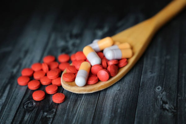 Phá thai bằng thuốc sau khi sinh mổ có được không