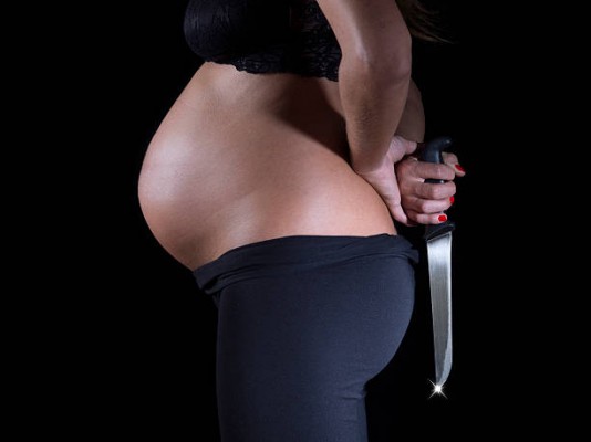 Hút thai và phá thai có đau không? Các yếu tố ảnh hưởng